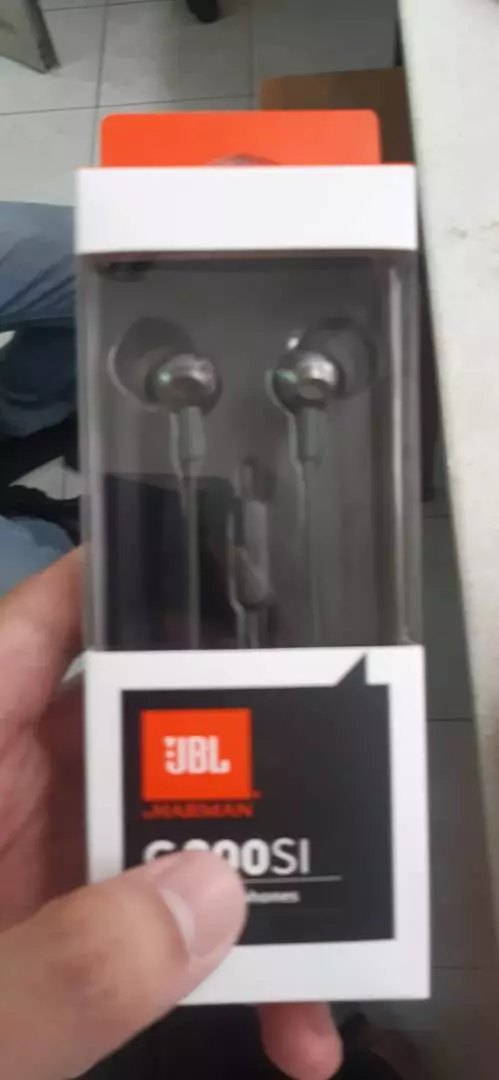 Tai Nghe Nhét Tai Có Dây JBL C200SI Cổng Aux 3.5 - Hàng Chính Hãng