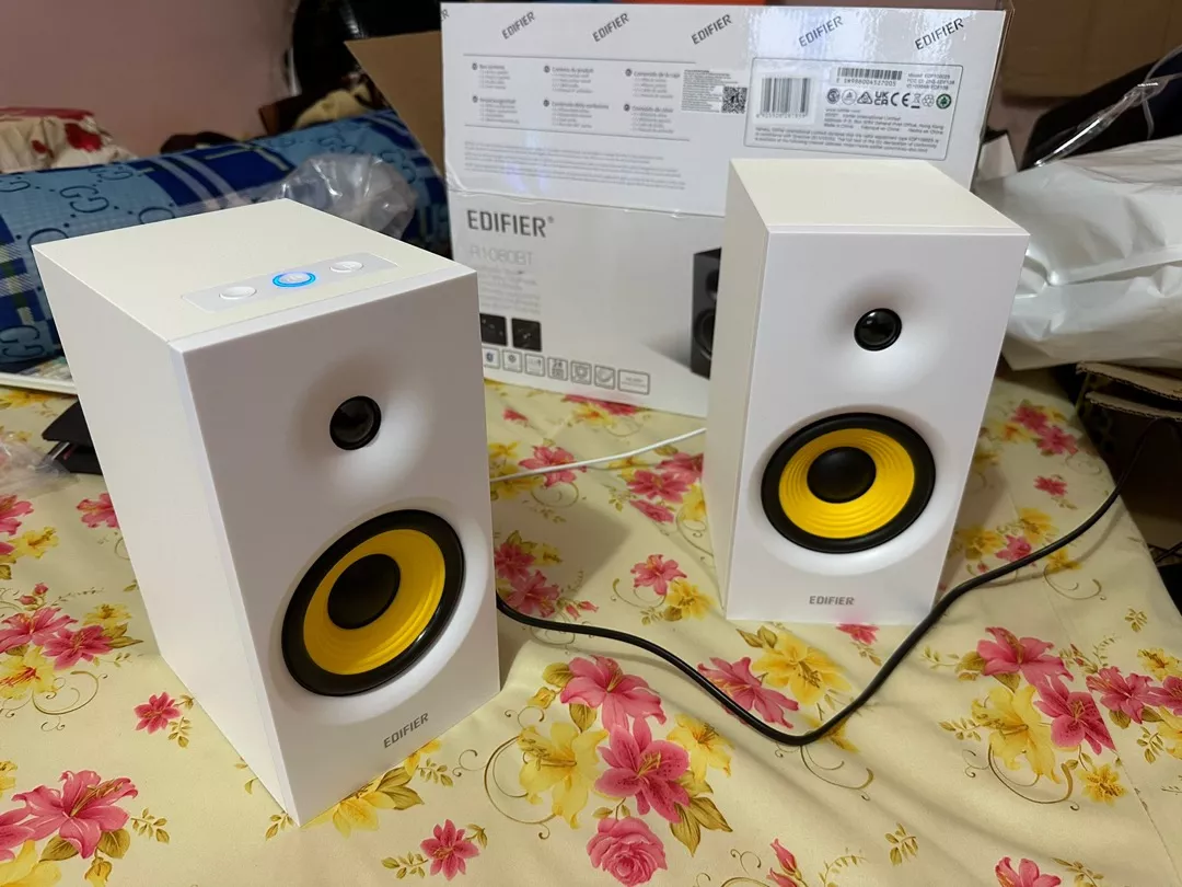 Loa Bookshelf Bluetooth Để Bàn EDIFIER R1080BT - Công Suất 24W - Âm Thanh Cân Bằng - Cổng Kết Nối AUX -15 Tháng Bảo Hành