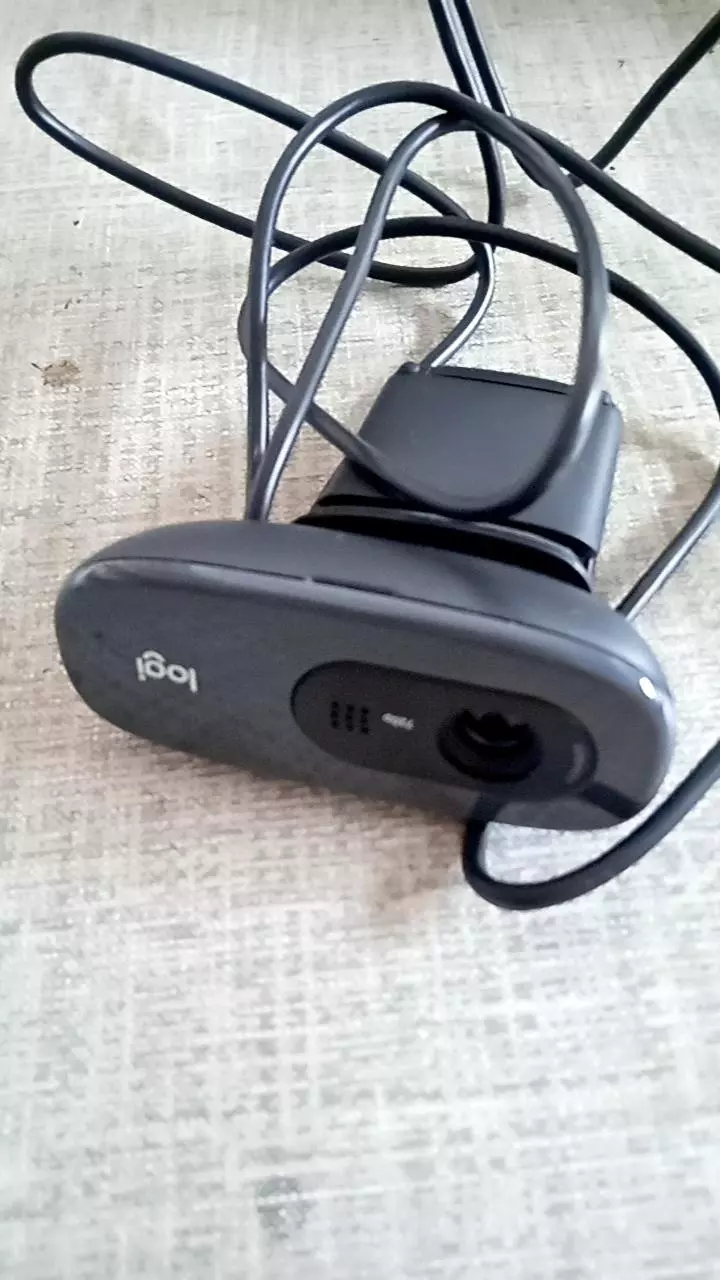 Webcam Logitech C270 720p HD - Góc cam 55o, mic giảm ồn, tự chỉnh sáng, chụp ảnh 3MB