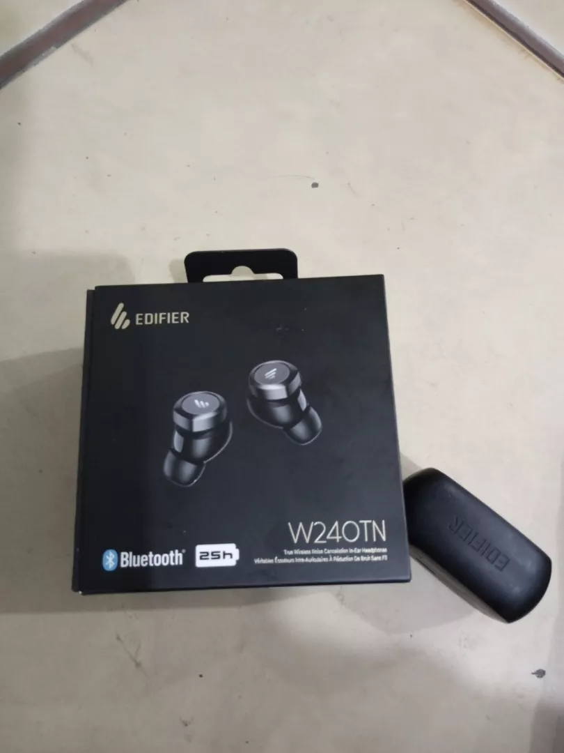 Tai nghe Bluetooth Nhét Tai Không Dây EDIFIER W240TN - Khử Ồn Hiệu Quả - Chơi Nhạc Đến 25H - 15 Tháng Bảo Hành