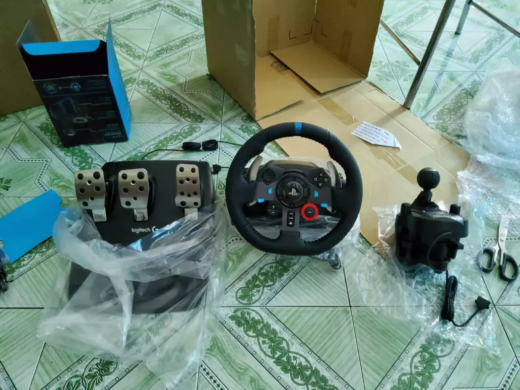 Combo Vô Lăng Logitech G29 Driving Force Và Cần số Logitech SHIFTER