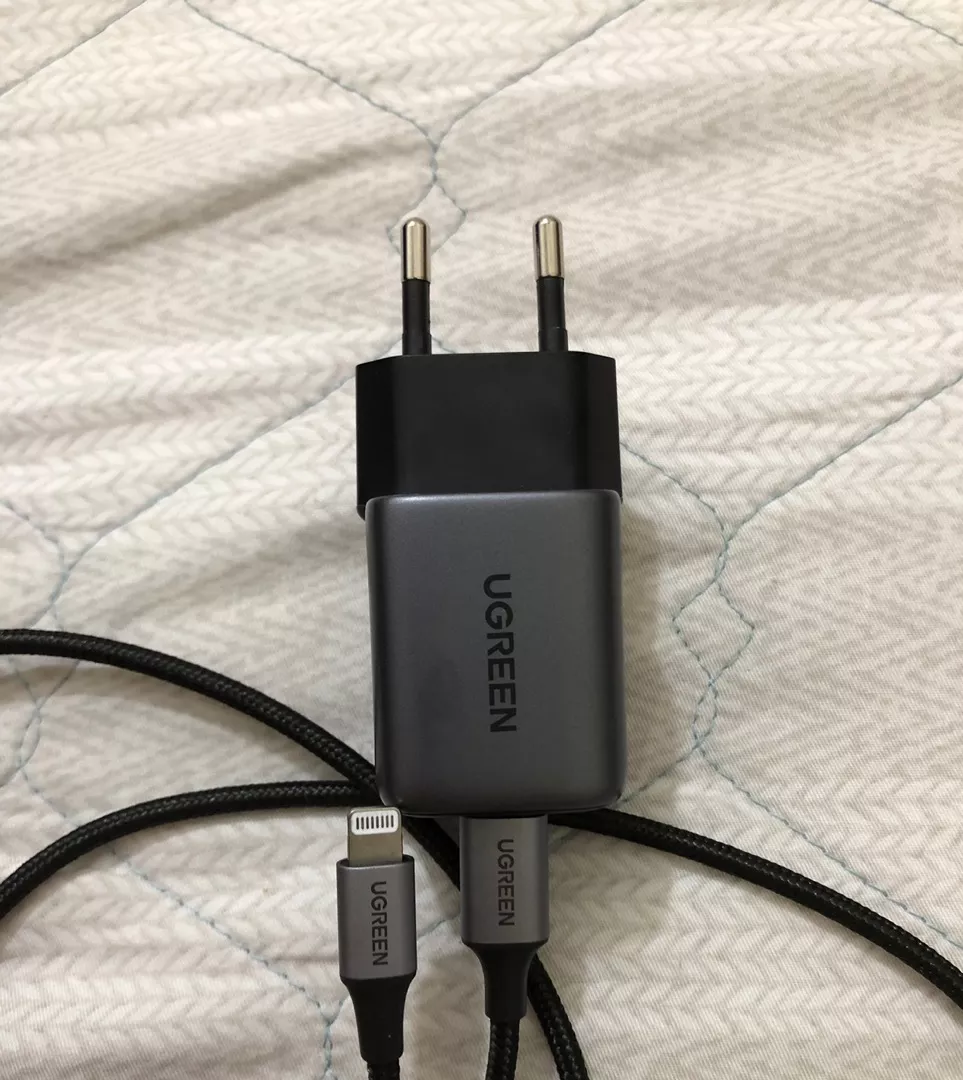 UGREEN Type-C 60W Cáp Sạc USB C Sang USB C Cho iPhone 15 Samsung Xiaomi Air Macbook iPad Pro 12.9 11