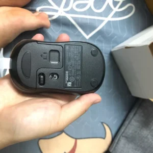 Chuột không dây Logitech B175 - USB 2.4Ghz, pin 1 năm, nhỏ gọn, thuận cả 2 tay, phù hợp PC/Laptop