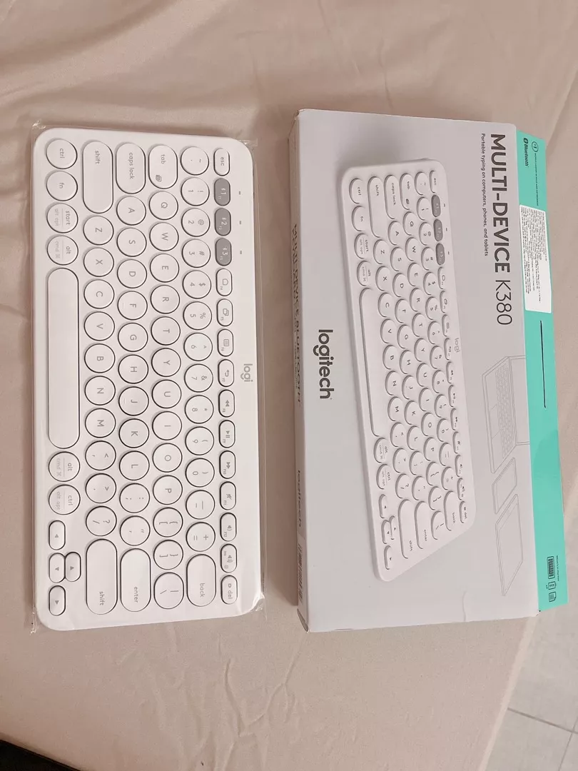 Bàn phím không dây Bluetooth Logitech Pebble K380 | K380s - giảm ồn, gọn nhẹ, đa thiết bị, Mac/ PC