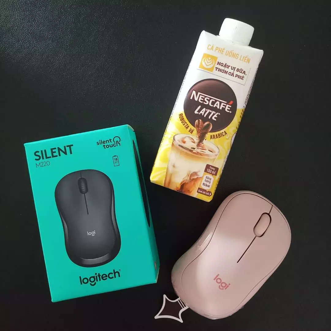 Chuột không dây Logitech M220 Silent - giảm ồn, USB, pin 1.5 năm, phù hợp PC/Laptop