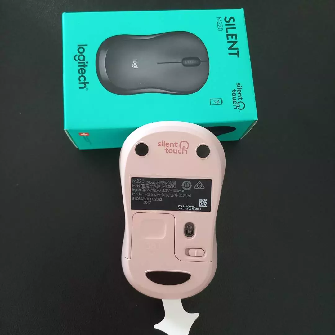 Chuột không dây Logitech M220 Silent - giảm ồn, USB, pin 1.5 năm, phù hợp PC/Laptop