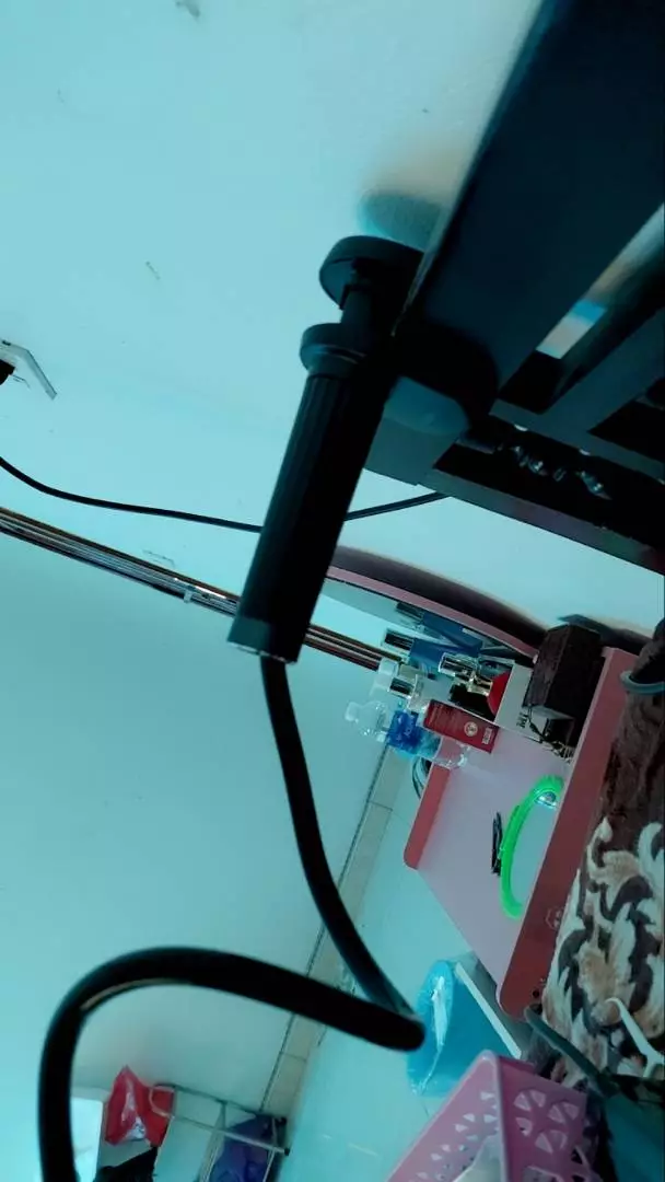 Giá đỡ điện thoại UGREEN thiết kế xoay 360° tiện lợi cao cấp