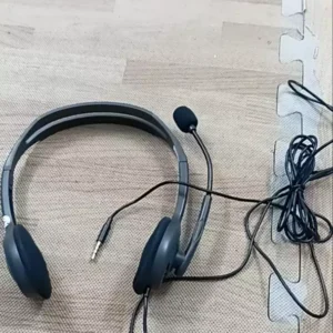 Tai nghe chụp tai Logitech H111 - 1 jack 3.5mm, Mic khử giảm tiếng ồn, âm thanh nổi