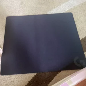 Bàn di chuột chơi gaming Logitech G640 - Bề mặt vải, ma sát tốt, chống trượt