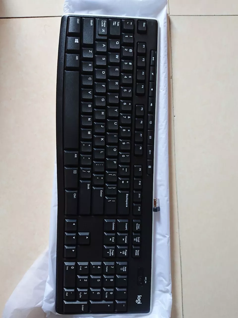 Bàn phím không dây Logitech K270