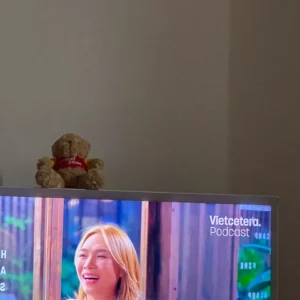 [Nhập ELSSRT156 Giảm 12%] Smart Tivi QLED The Serif Samsung 4K 55 inch QA55LS01BAKXXV