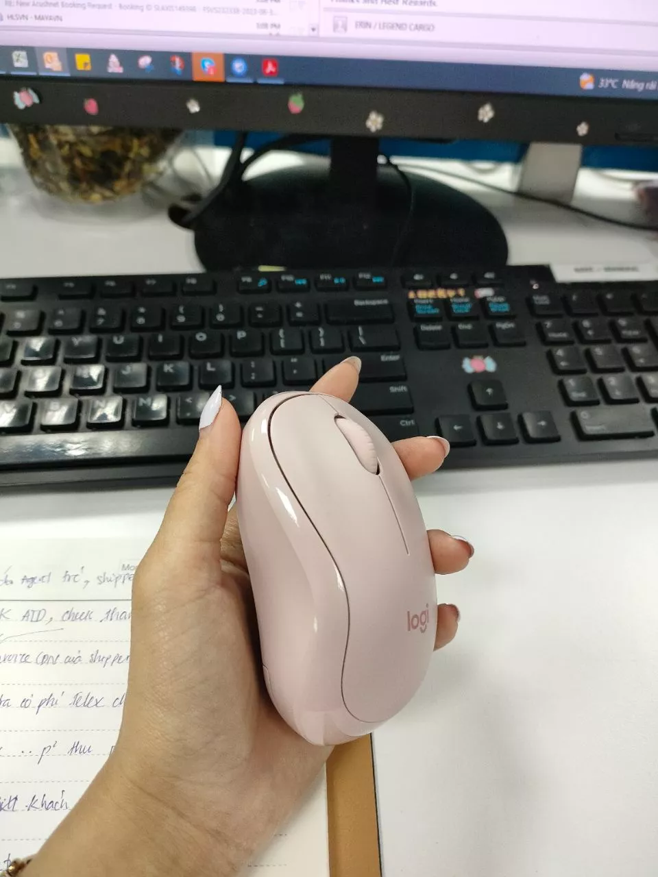 Chuột không dây Logitech M220 Silent - giảm ồn, USB, pin 1.5 năm, phù hợp PC/Laptop