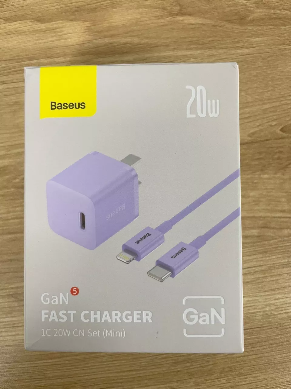 Củ sạc nhanh BASEUS PD 20W GaN5 1C thích hợp cho i14 13 12 pro max