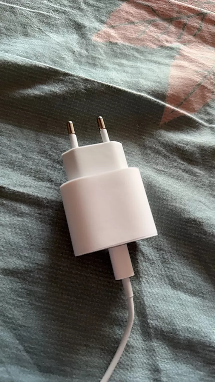 Phụ kiện Apple 20W USB-C Power Adapter chính hãng ZA/A