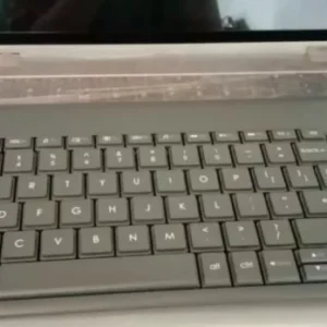Bàn phím không dây Logitech K400 Plus, có touchpad để kết nối PC - TV, Laptop
