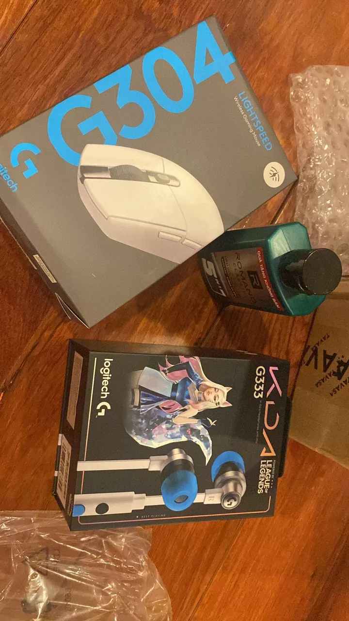 Tai nghe gaming in-ear Logitech G333 KDA - Dual Drivers, Jack 3.5mm, Mic