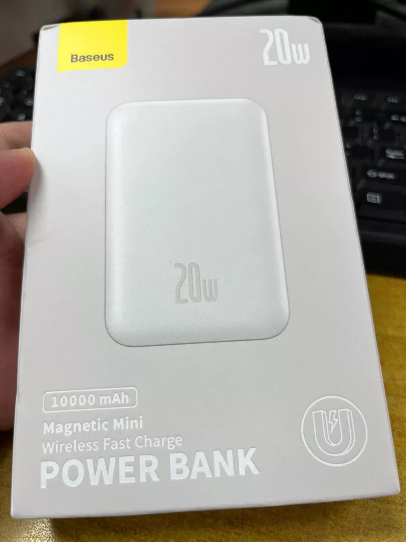 Pin sạc dự phòng không dây FM11 22.5W BASEUS 10000mah mini có nam châm thích hợp cho phone