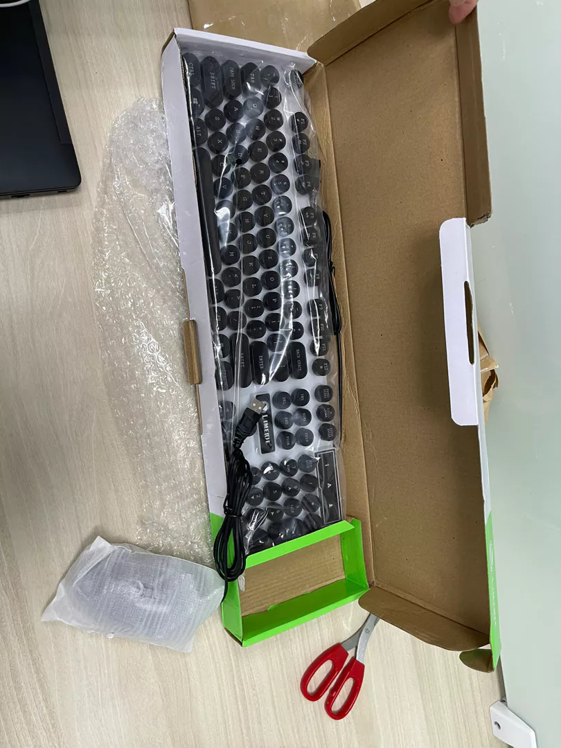 Bộ Bàn phím chuột máy tính giả cơ GTX300 104 phím - LED đổi màu 9 chế độ cao cấp