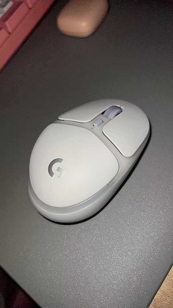 Chuột gaming không dây Logitech G705 Aurora - Bluetooth & LIGHTSPEED, RGB
