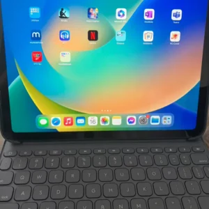 Bao da kèm phím Logitech Slim Folio cho iPad Gen 10 (10.9 inch) & Bút cảm ứng Logitech Crayon