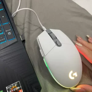 Chuột gaming có dây Logitech G203 Lightsync - Tùy chỉnh RGB, 6 nút lập trình, nhẹ