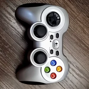 Tay cầm chơi gaming console không dây Logitech F710 - USB 2.4Ghz, 4 phím di chuyển D-Pad