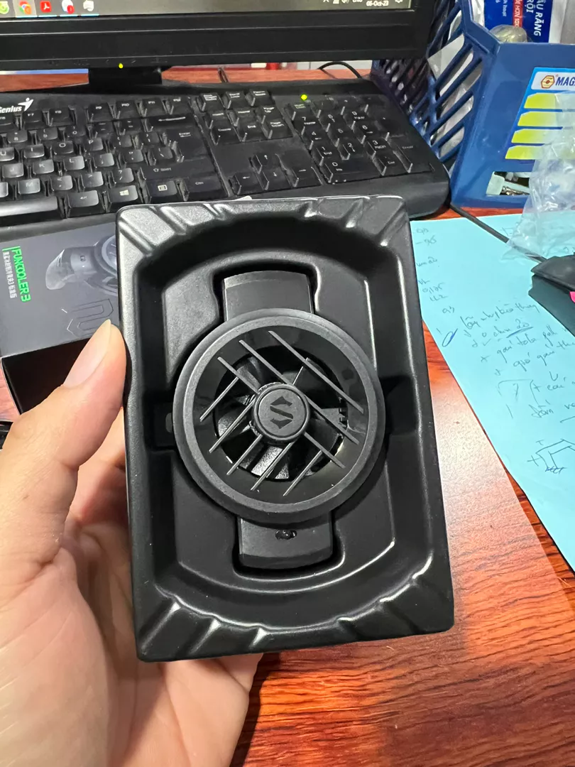 Quạt Tản Nhiệt Điện Thoại Black Shark FunCooler 3 (Giảm nhiệt tới 25℃ • LED RGB) | Gace Store