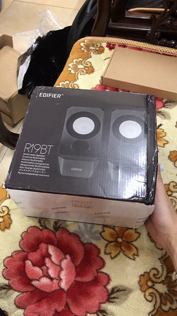 Loa Máy Tính Để Bàn Nhỏ Gọn EDIFIER R19BT - Công Suất 4W - Thiết Kế Nhỏ Gọn - Kết Nối Đa Phương Thức - 15 Tháng Bảo Hành