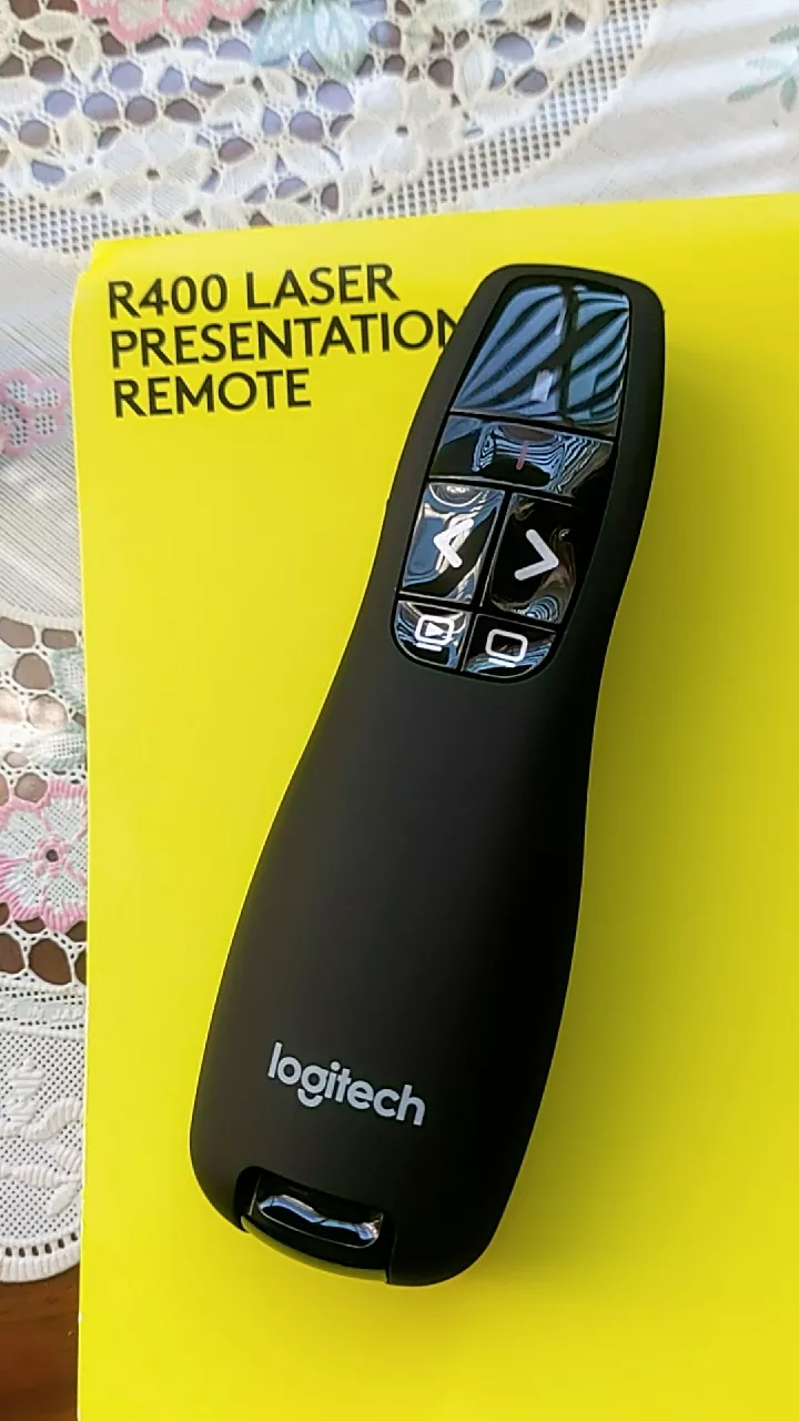 Bút trình chiếu từ xa Logitech R400 - Không dây USB 15m, nút bấm tiện lợi