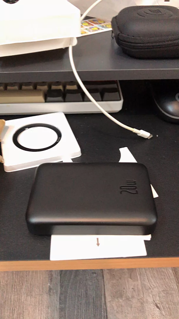 Pin sạc dự phòng không dây FM11 22.5W BASEUS 10000mah mini có nam châm thích hợp cho phone