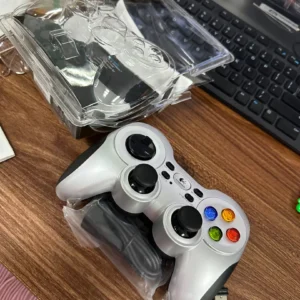 Tay cầm chơi gaming console không dây Logitech F710 - USB 2.4Ghz, 4 phím di chuyển D-Pad