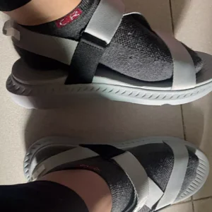 Giày Sandal Nam Nữ Shondo F7R Đế Phylon Cao 5cm Xám Phối Đen F7R1020