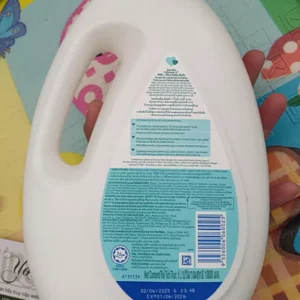 Sữa tắm Johnson's cho bé Sữa và Gạo, Sữa và Yến Mạch 1000ml