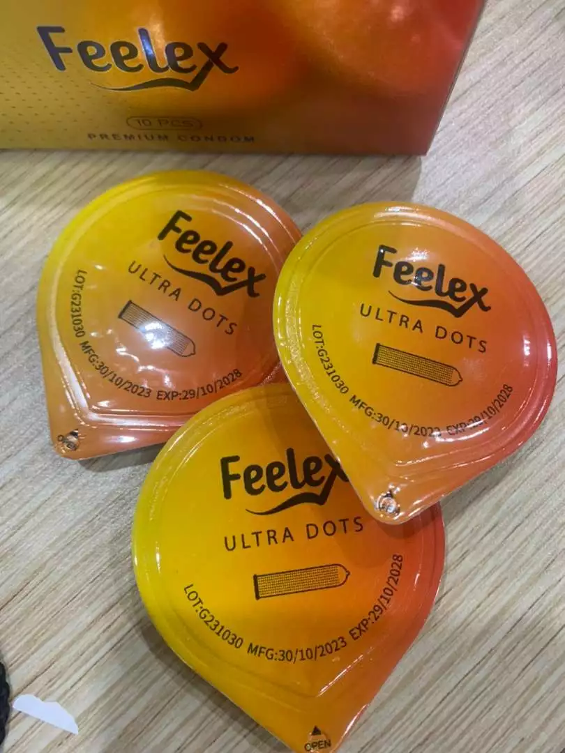 Bao cao su Feelex siêu mỏng, kéo dài thời gian, nhiều gel bôi trơn, gân gai, siêu gai - Hộp 30 chiếc