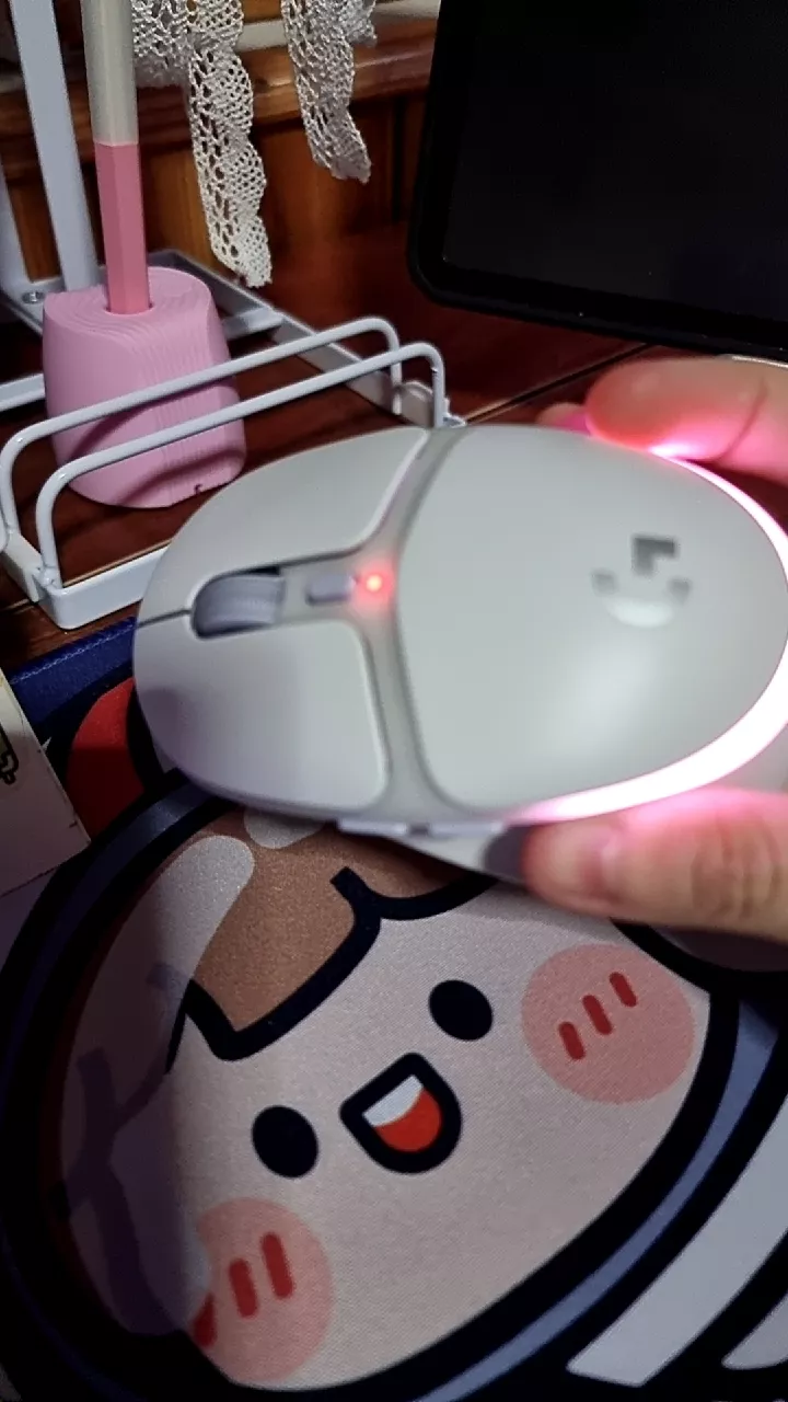 Chuột gaming không dây Logitech G705 Aurora - Bluetooth & LIGHTSPEED, RGB