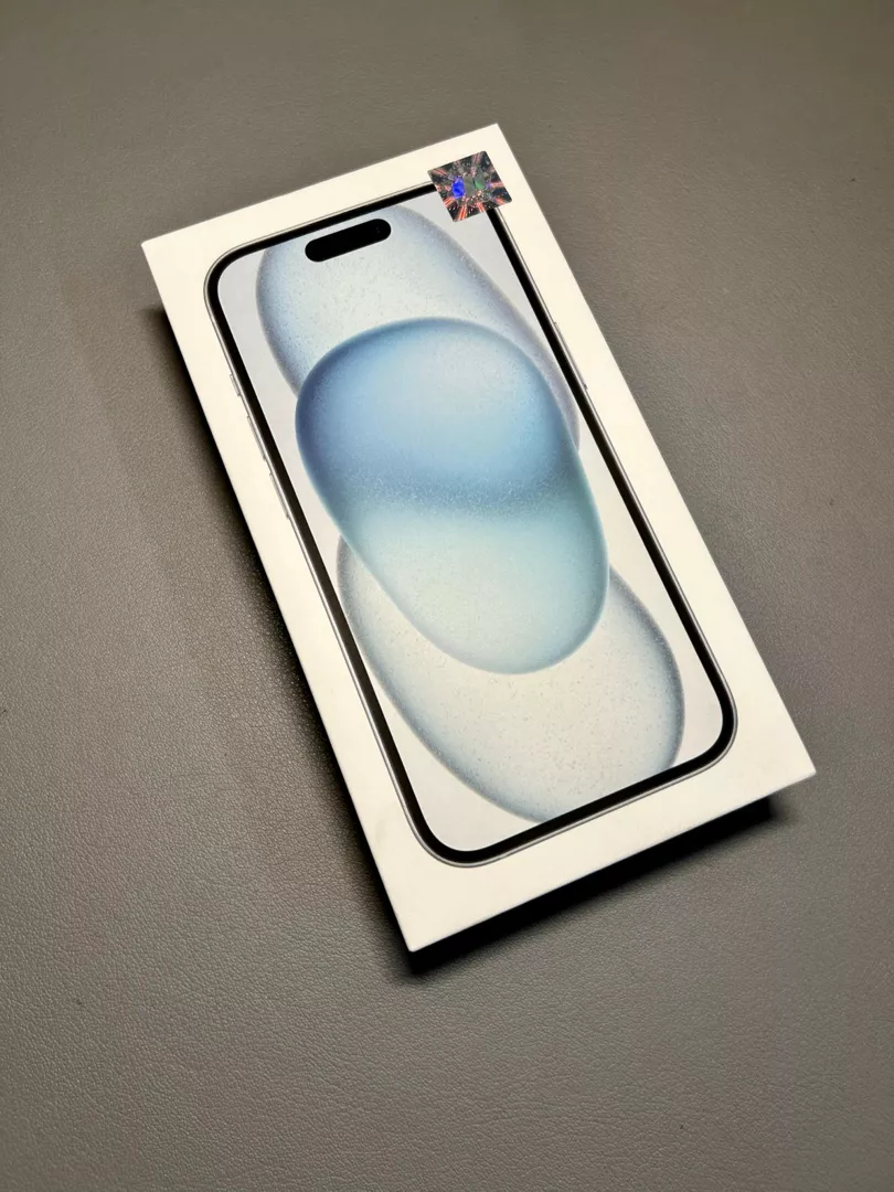 Điện thoại Apple iPhone 15 128GB