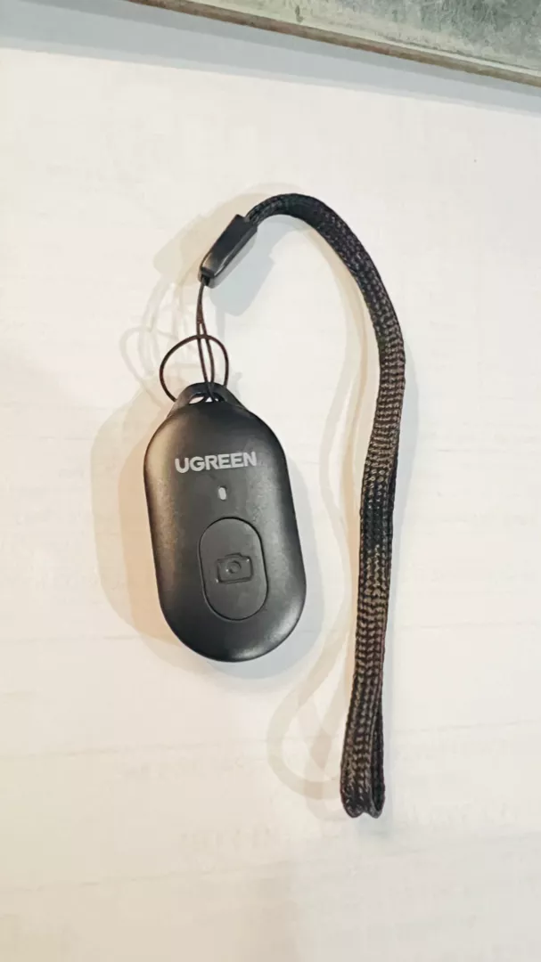 Điều Khiển Từ Xa Bluetooth UGREEN Chụp Ảnh Selfie Cho Điện Thoại