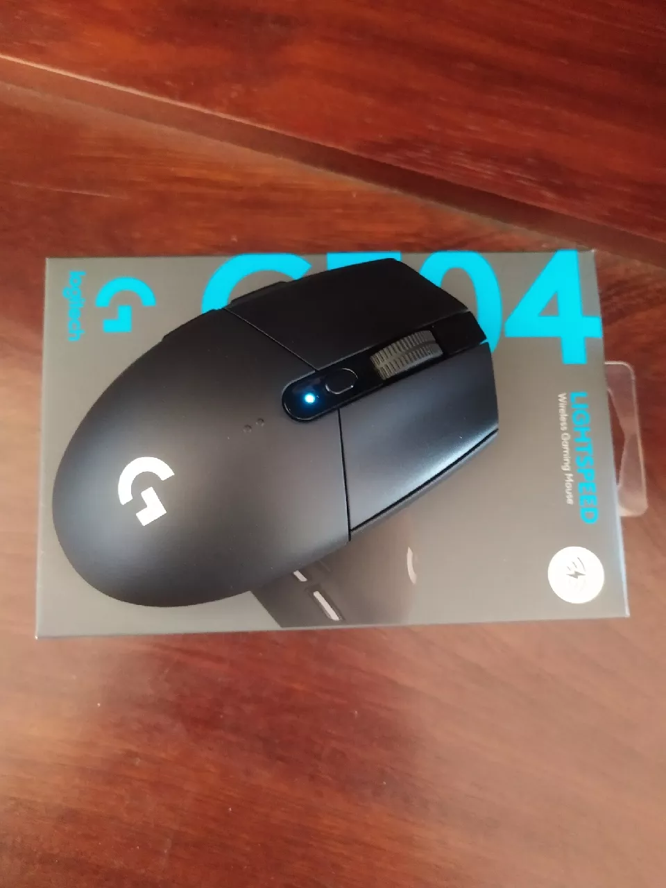 Chuột Không Dây LOGITECH G304 - 12000 DPI - Pin 250 Giờ - LightSpeed - Chính Hãng - BH 24 tháng
