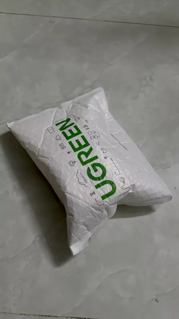 Ugreen cho Giá đỡ điện thoại ô tô Magsafe Giá đỡ điện thoại từ tính Nam châm mạnh nhất Tương thích với iPhone 16 15 14 13 12 Pro Max Plus Mini, Kẹp lỗ thông khí Điện thoại di động