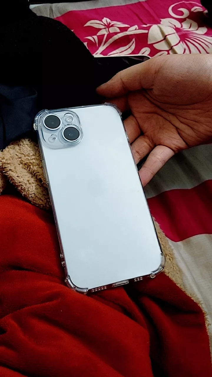 Điện thoại Apple iPhone 15 256GB
