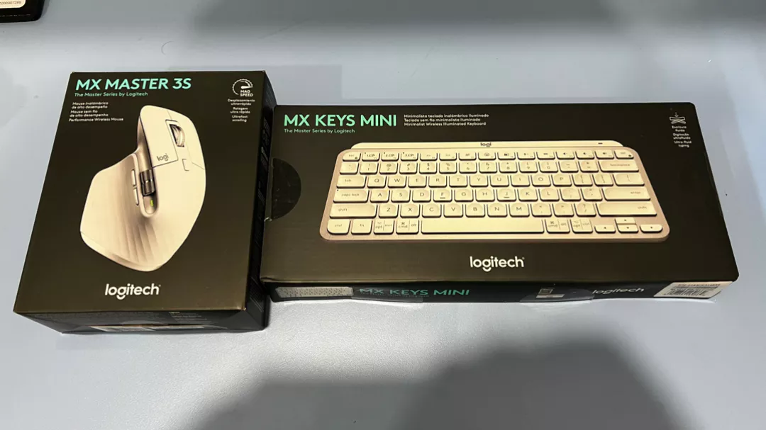 Combo bàn phím Logitech MX Keys Mini và chuột Logitech MX Master 3S