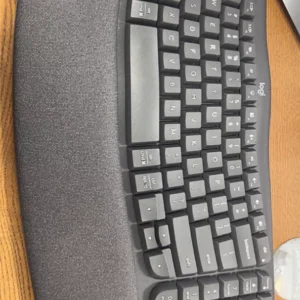Combo Công thái học - Bàn phím Logitech Wave Keys và Chuột Logitech Lift Vertical