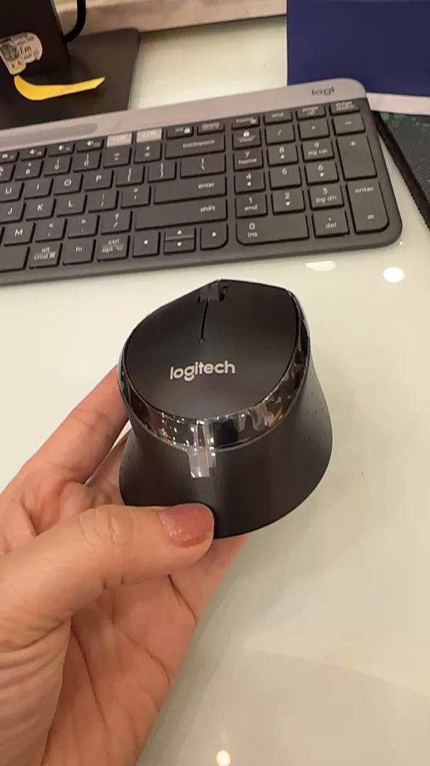 Bàn phím không dây Bluetooth Logitech K580 - Kết nối đa thiết bị, mảnh gọn, PC/ iPad