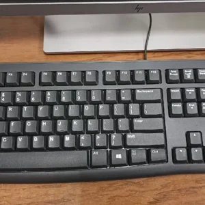 Bàn phím có dây Logitech K120 - Bền bỉ, chống tràn, kích thước đầy đủ có phím số