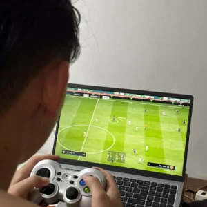 Tay cầm chơi gaming console không dây Logitech F710 - USB 2.4Ghz, 4 phím di chuyển D-Pad