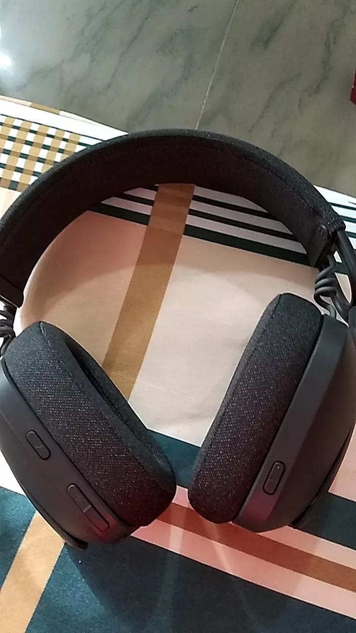 Tai nghe không dây Logitech Zone Vibe 100 - Nhẹ, micrô khử ồn, Bluetooth đa điểm, Google Meet, Zoom