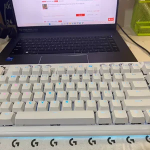 Bàn phím cơ gaming Logitech G715 TKL Aurora - Bluetooth & Lightspeed RGB 2 switch