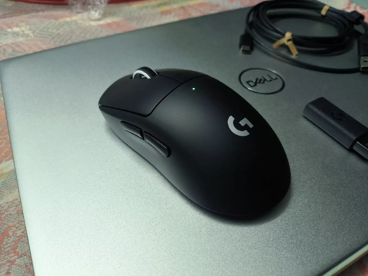 Chuột LOGITECH G Pro X Superlight 2 Lightspeed Switch LightForce 60g 8000hz Polling Rate BH 24 tháng