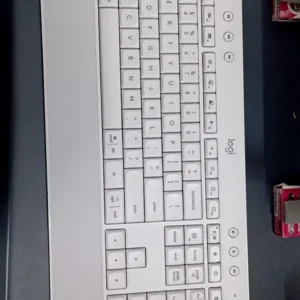 Bàn Phím Không Dây Logitech Signature K650 - Bàn phím số phụ, gác tay tích hợp, Bluetooth & USB Bolt