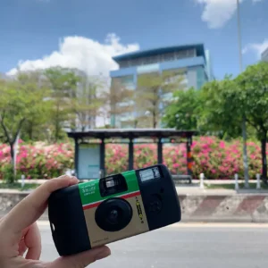 [Date 06/2028] Máy chụp ảnh 1 lần Fujifilm Simple ACE có sẳn trong máy 1 cuộn film màu 27 tấm
